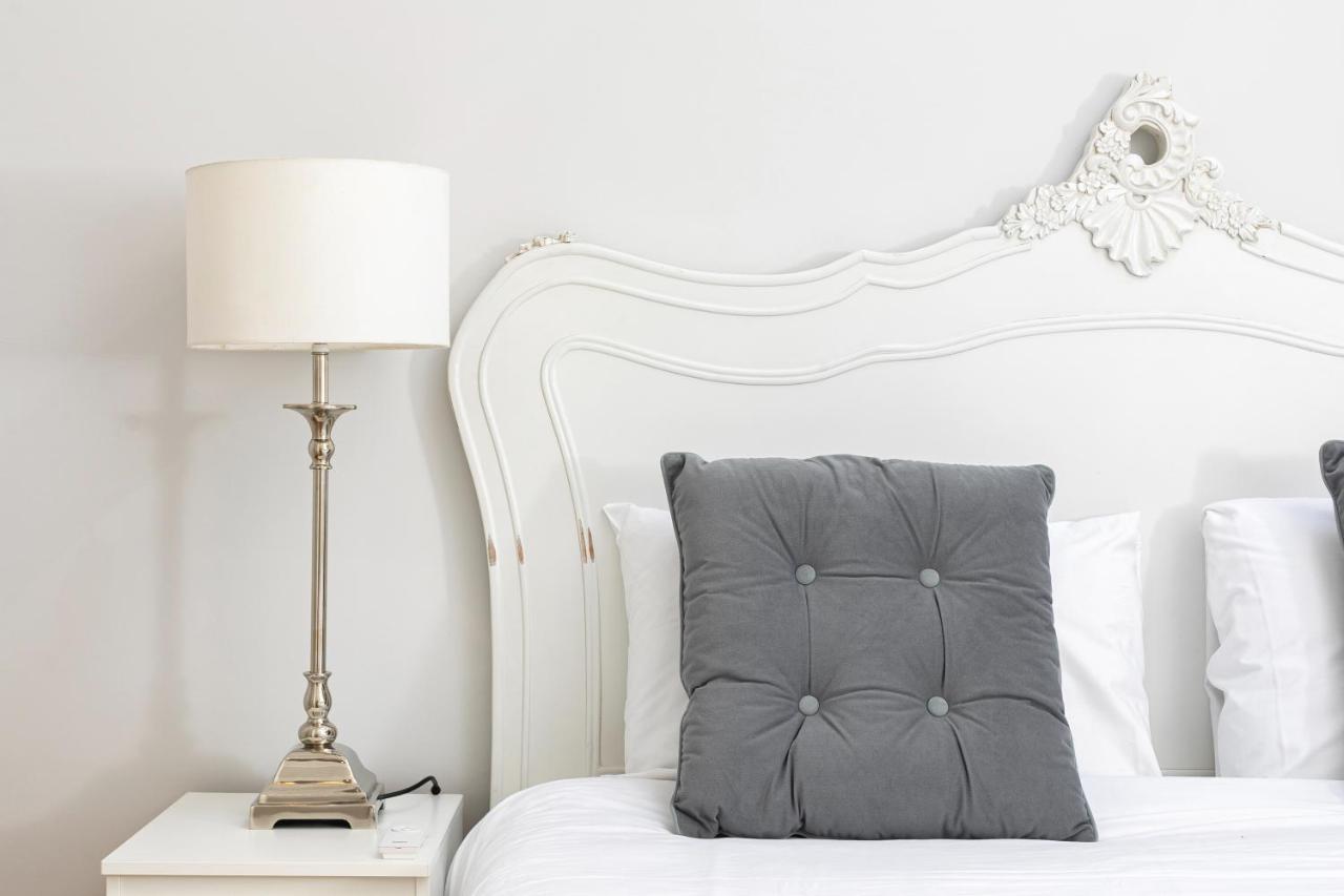 Penthousestays Notting Hill - Spacious 3 Bedroom King Bed Apartment - Near Portobello Road & Kensington High Street Лондон Экстерьер фото